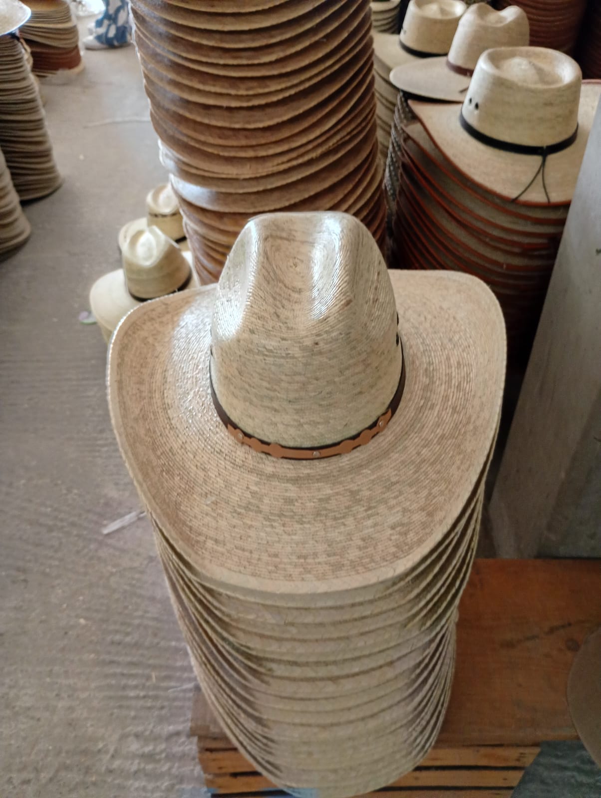 Sombreros Bado One hats imagen 21